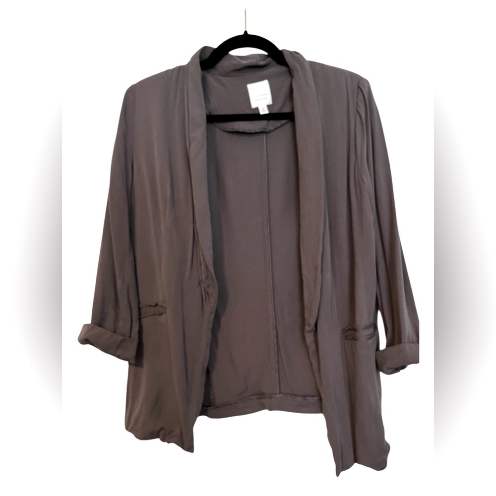 Light-weight blazer